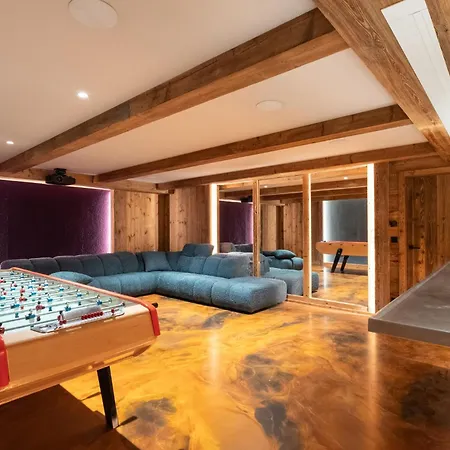 Kalinka, Meribel,15 Personnes, Piscine, Spa, Massage, Cinema Et Playroom Chalet *