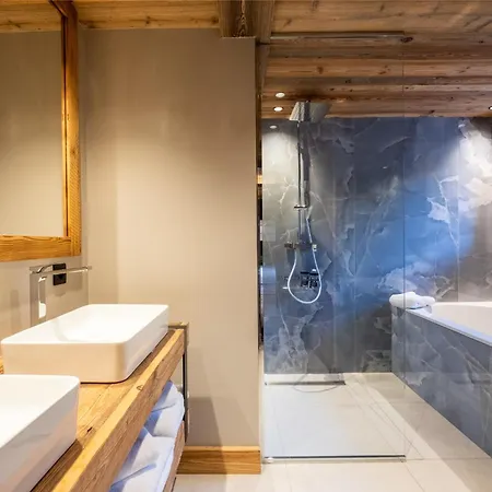 Kalinka, Meribel,15 Personnes, Piscine, Spa, Massage, Cinema Et Playroom Chalet Les Allues