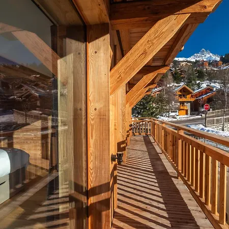 Chalet Kalinka, Meribel,15 Personnes, Piscine, Spa, Massage, Cinema Et Playroom *
